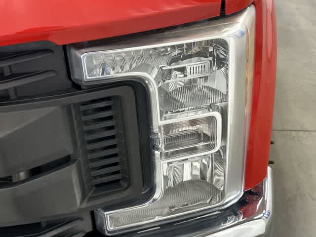 Thumbnail: 2017 Ford F-350 - 29