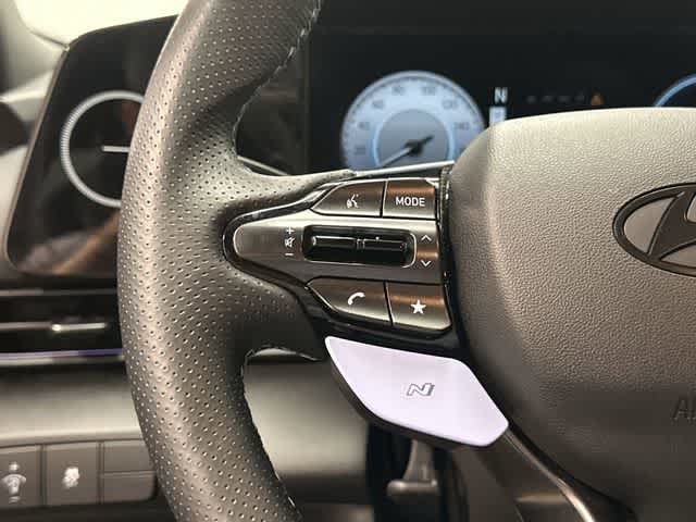 Thumbnail: 2024 Hyundai Elantra - 17