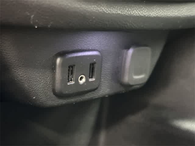 Thumbnail: 2019 Chevrolet Traverse - 25