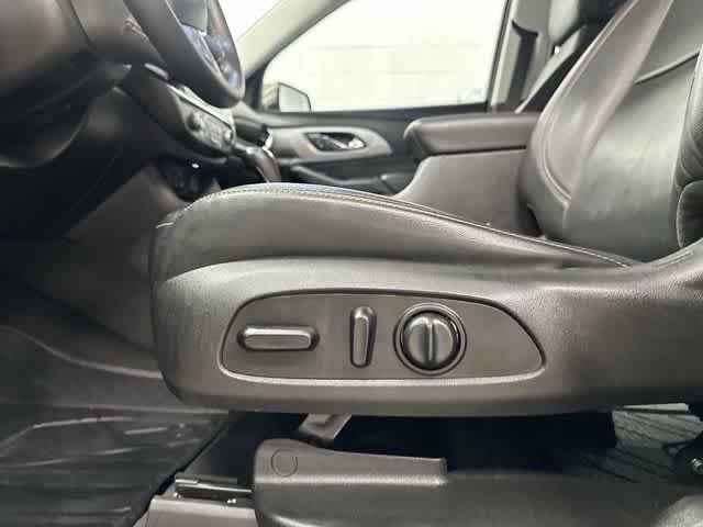 Thumbnail: 2019 Chevrolet Traverse - 26