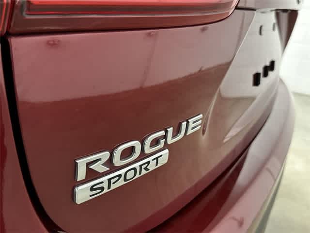 Thumbnail: 2022 Nissan Rogue Sport - 30