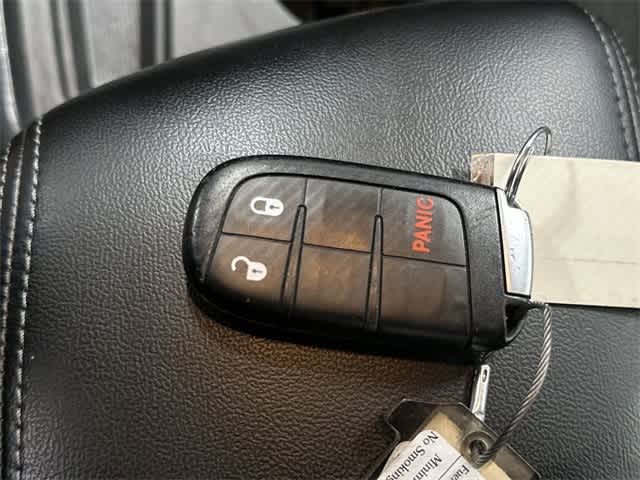 Thumbnail: 2023 Dodge Durango - 32