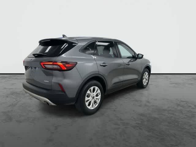 Thumbnail: 2025 Ford Escape - 4