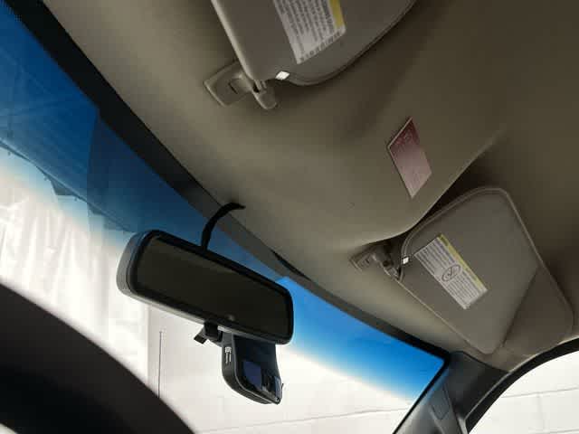 Thumbnail: 2018 GMC Savana - 21