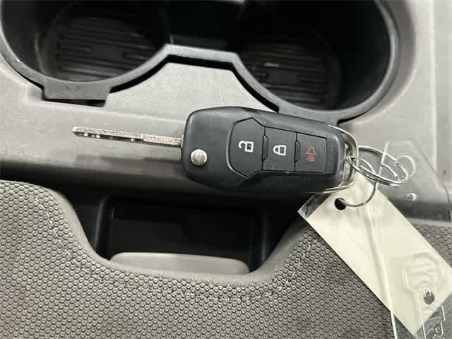 Thumbnail: 2022 Ford F-350 - 32