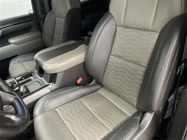 Thumbnail: 2024 Chevrolet Silverado 1500 - 10