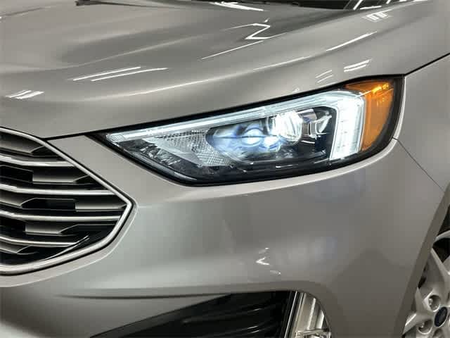 Thumbnail: 2022 Ford Edge - 31