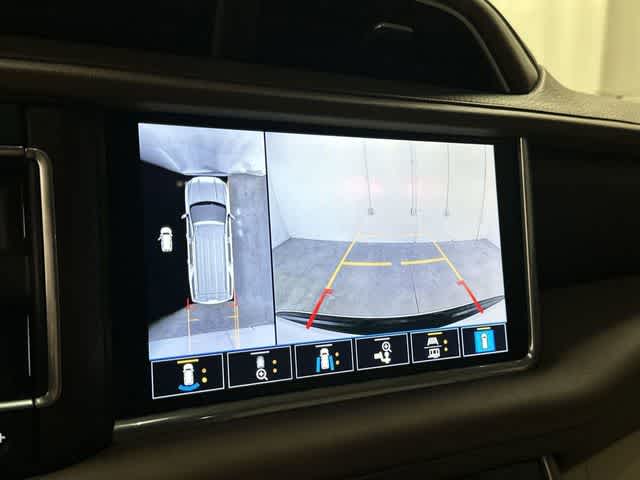 Thumbnail: 2021 GMC Yukon XL - 22