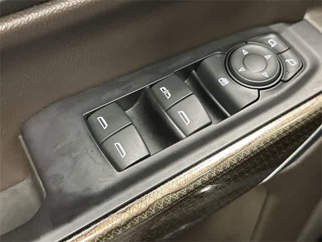 Thumbnail: 2020 Chevrolet Silverado 1500 - 20