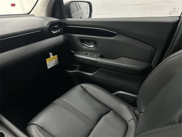 Thumbnail: 2025 Honda Pilot - 13