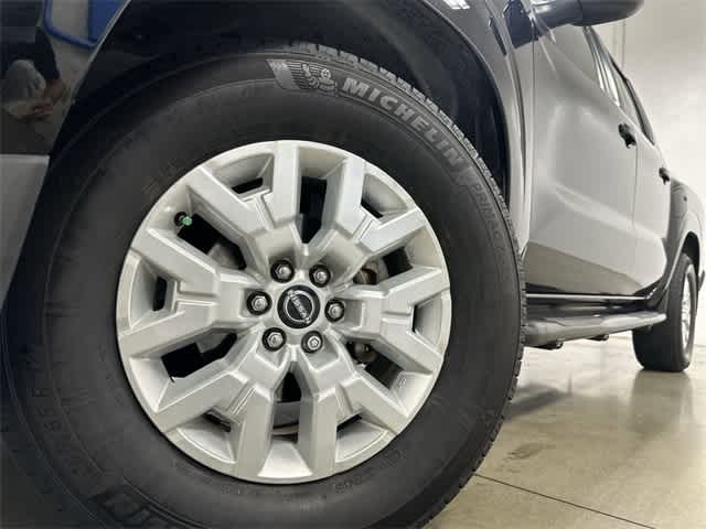 Thumbnail: 2022 Nissan Frontier - 28