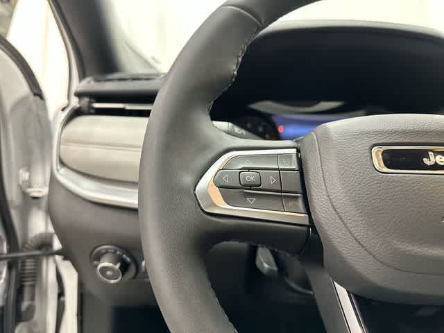 Thumbnail: 2025 Jeep Compass - 17