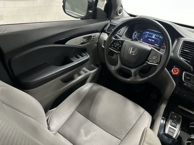 Thumbnail: 2019 Honda Pilot - 12