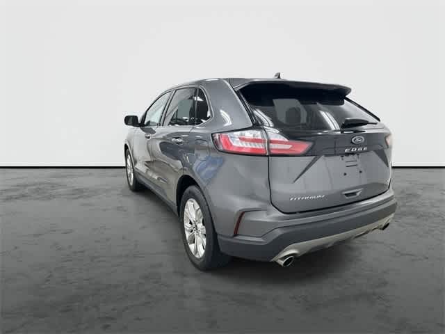2024 Ford Edge Titanium photo 2