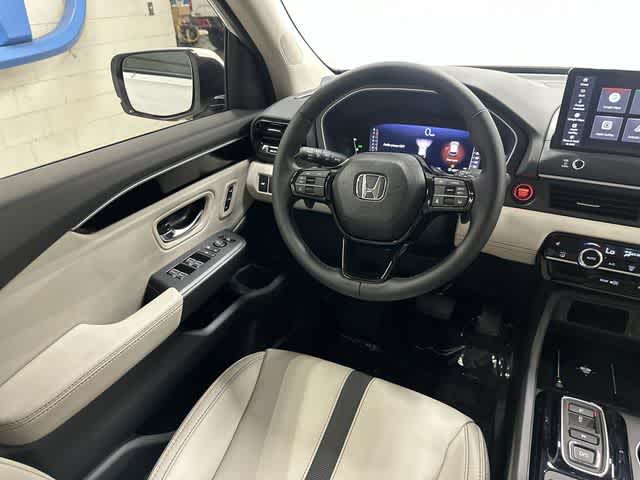 Thumbnail: 2026 Honda Pilot - 12