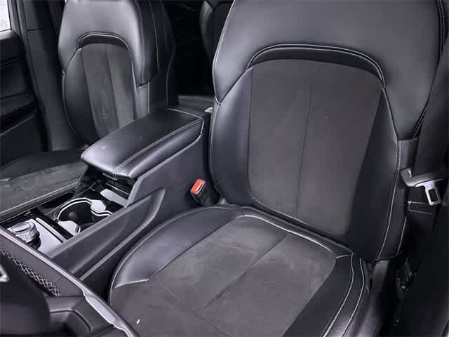 2023 Jeep Grand Cherokee Laredo 10