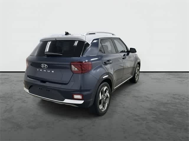 Thumbnail: 2022 Hyundai Venue - 3