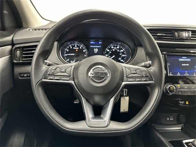 Thumbnail: 2022 Nissan Rogue Sport - 15