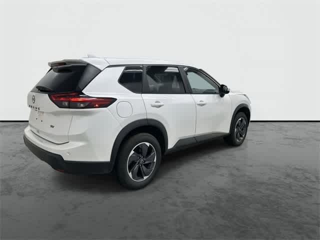 Thumbnail: 2024 Nissan Rogue - 4