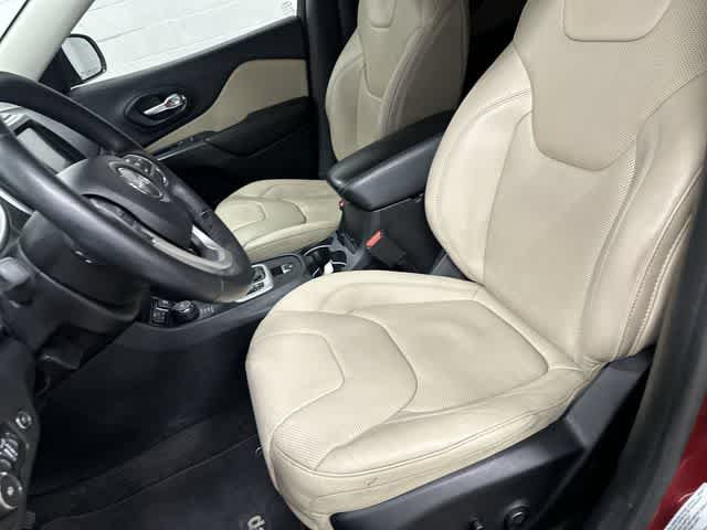 Thumbnail: 2015 Jeep Cherokee - 10