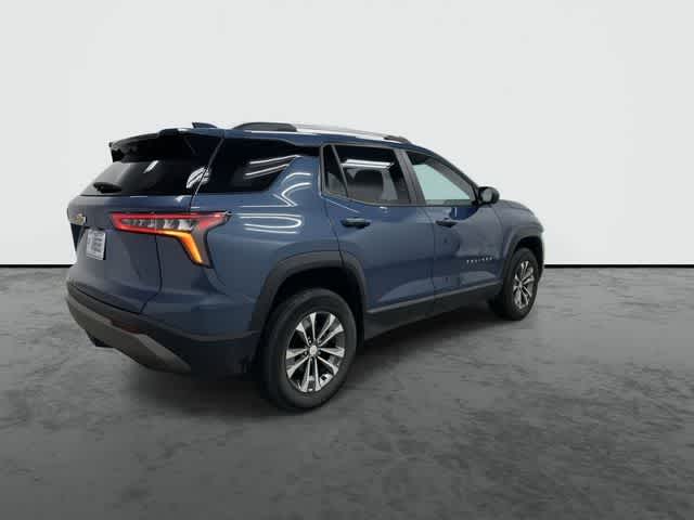 Thumbnail: 2025 Chevrolet Equinox - 4