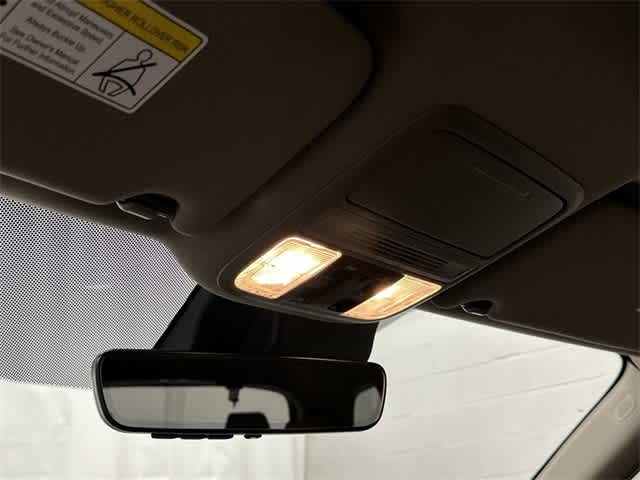 Thumbnail: 2022 Honda Pilot - 21