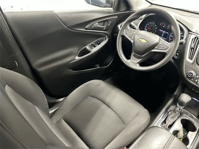 Thumbnail: 2024 Chevrolet Malibu - 12