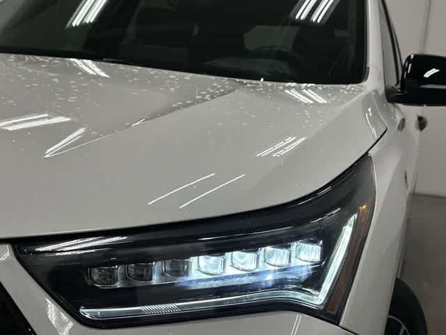 Thumbnail: 2025 Acura RDX - 32