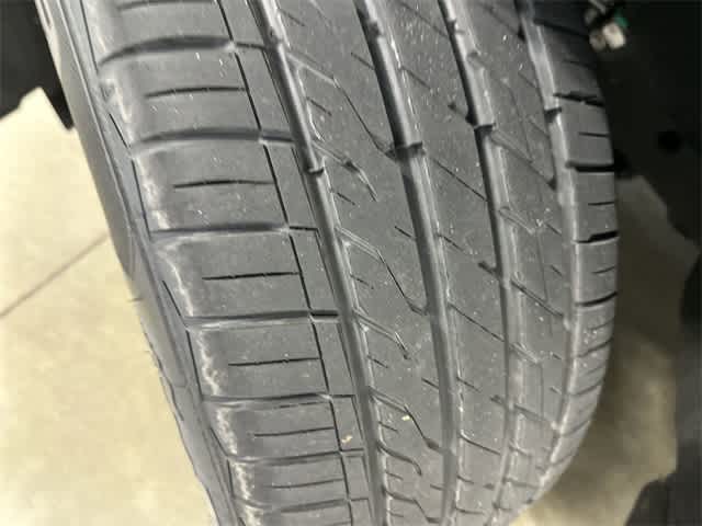 Thumbnail: 2025 GMC Yukon XL - 30