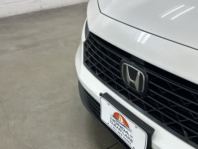 2025 Honda Accord SE - Photo 29