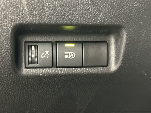 Thumbnail: 2024 Toyota RAV4 - 19