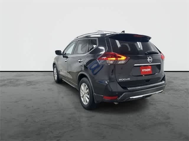 2019 Nissan Rogue SV photo 2