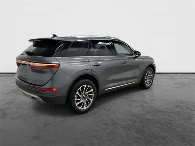 2022 Lincoln Corsair Standard 4