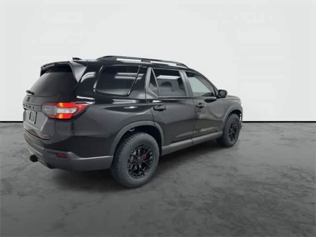 New 2025 Honda Pilot TrailSport SUV