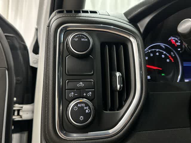 Thumbnail: 2021 Chevrolet Silverado 1500 - 19