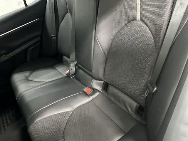 Thumbnail: 2021 Toyota Camry - 11