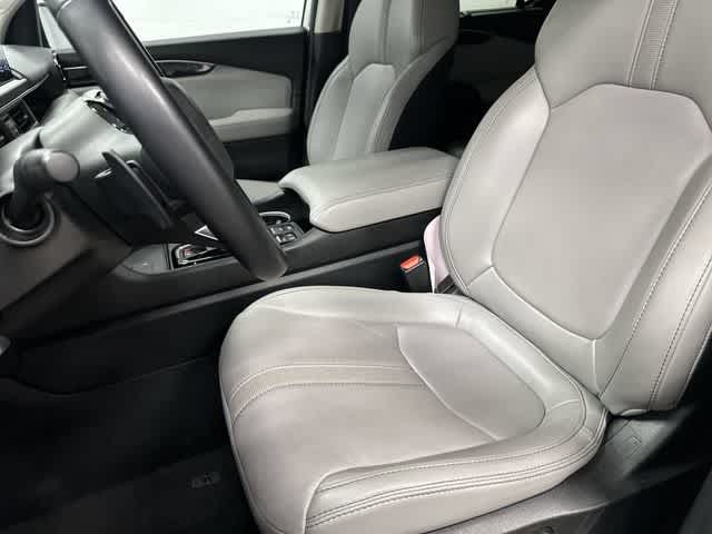 2025 Honda Pilot Touring - Photo 10