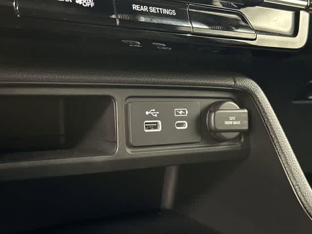 Thumbnail: 2025 Honda Pilot - 25