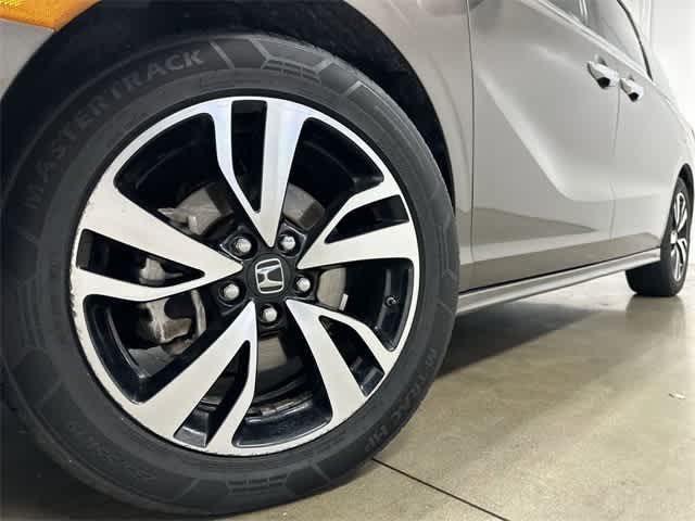 Thumbnail: 2018 Honda Odyssey - 29