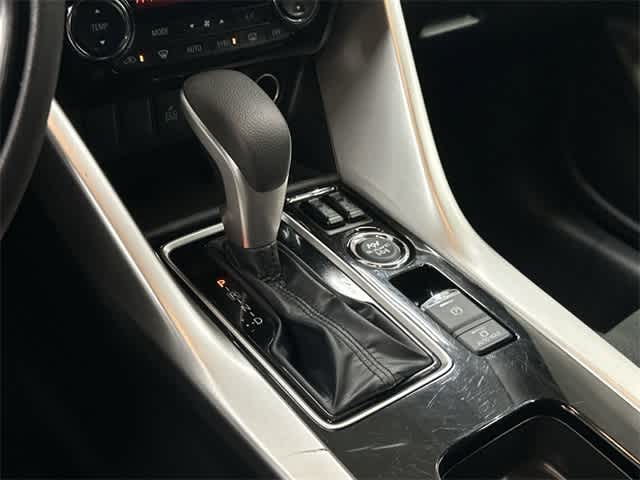 Thumbnail: 2024 Mitsubishi Eclipse Cross - 25