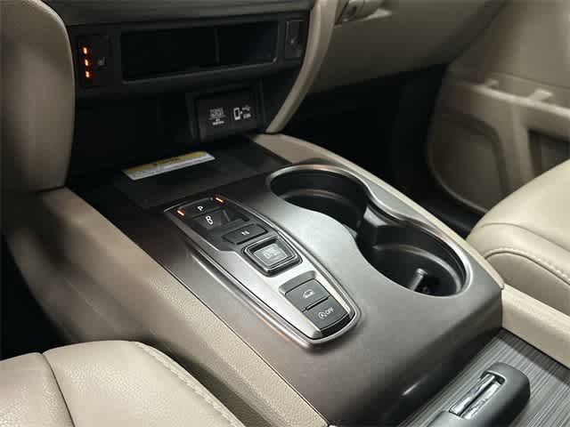 Thumbnail: 2022 Honda Pilot - 24