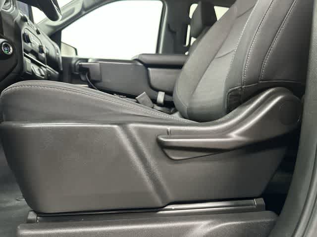 Thumbnail: 2019 Chevrolet Silverado 1500 - 26