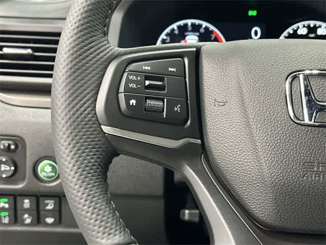 Thumbnail: 2025 Honda Ridgeline - 17