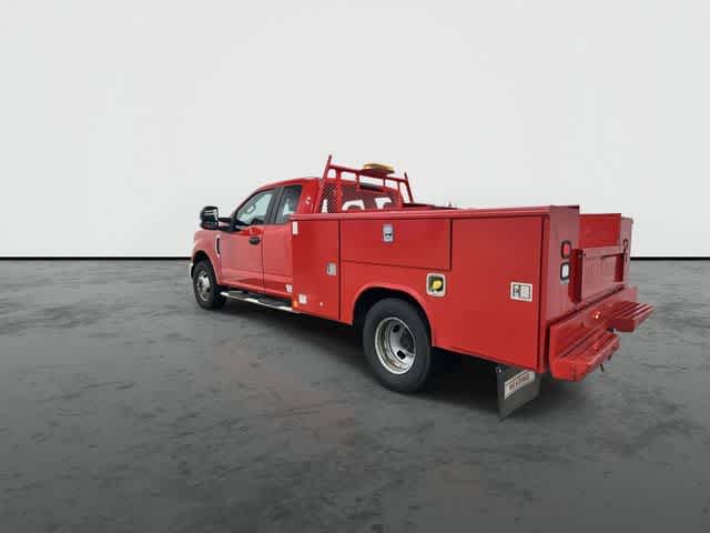 Thumbnail: 2017 Ford F-350 - 8