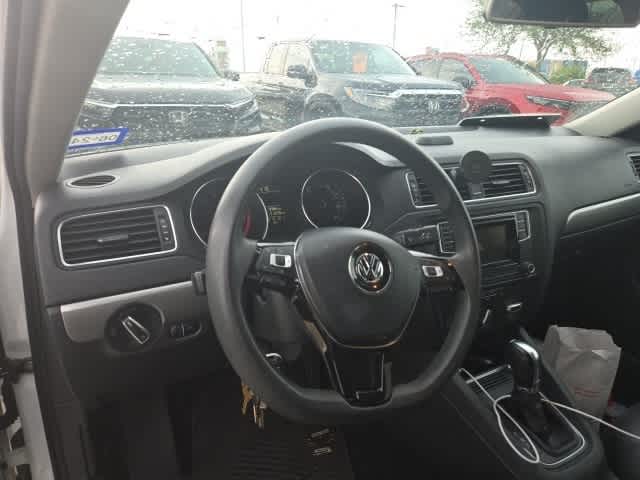 Thumbnail: 2018 Volkswagen Jetta - 9
