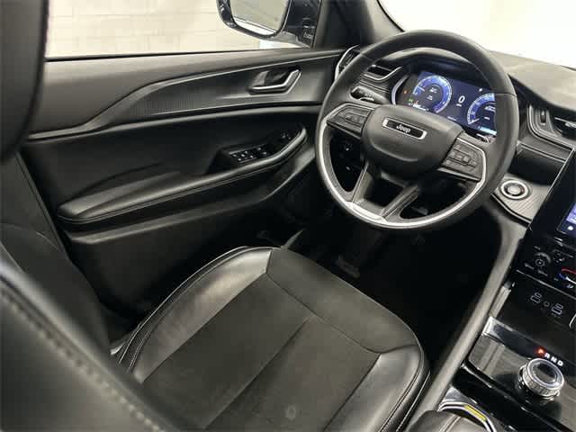 Thumbnail: 2023 Jeep Grand Cherokee - 11