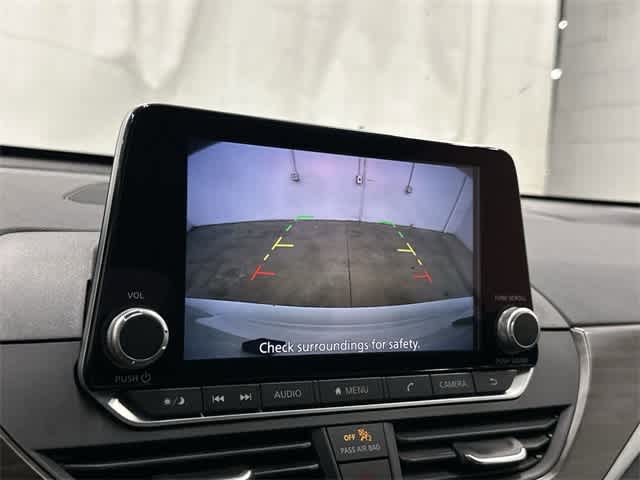 Thumbnail: 2023 Nissan Altima - 23