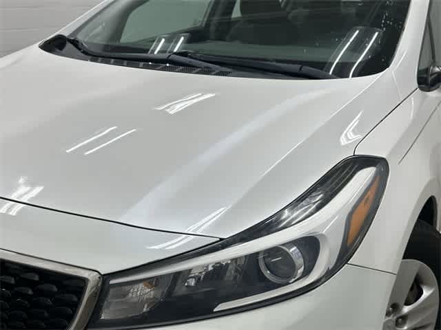 Thumbnail: 2018 Kia Forte - 31