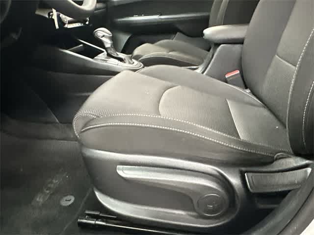 Thumbnail: 2019 Kia Forte - 26