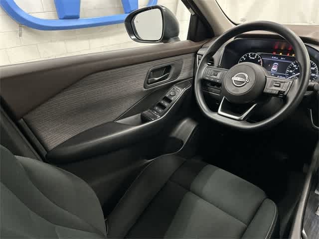 Thumbnail: 2023 Nissan Rogue - 12